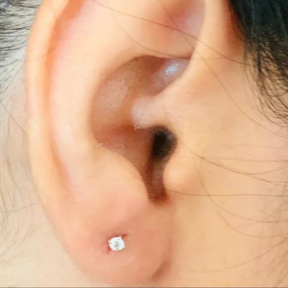 14K Yellow Gold Tiny Natural Diamonds Stud Earrings 0.45 Ct Screw Back - Picture 2 of 2